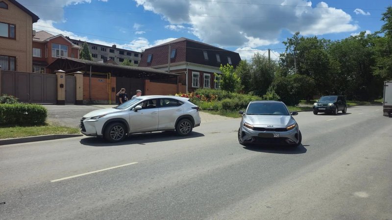 В Новочеркасске на Буденновской, 61 произошло ДТП