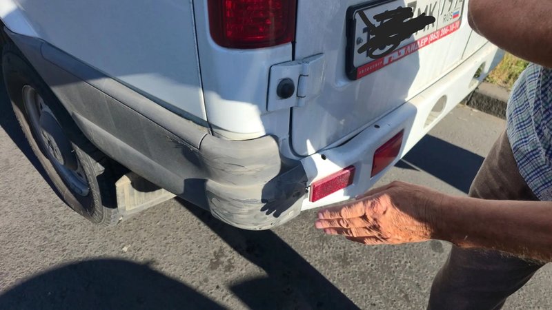 Водитель автомобиля Тойота на Баклановском влетела в хвост очереди за бензином